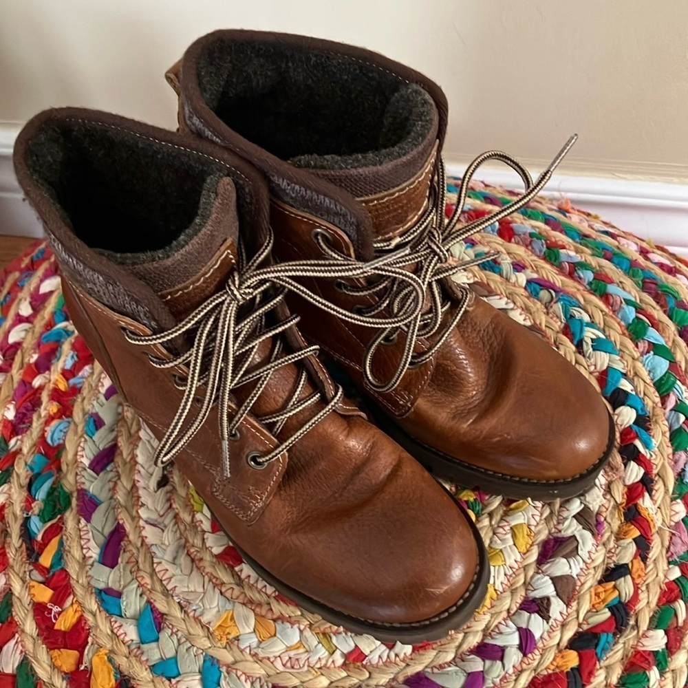 Bull Boxer Brown Leather Boots with knit cuffs